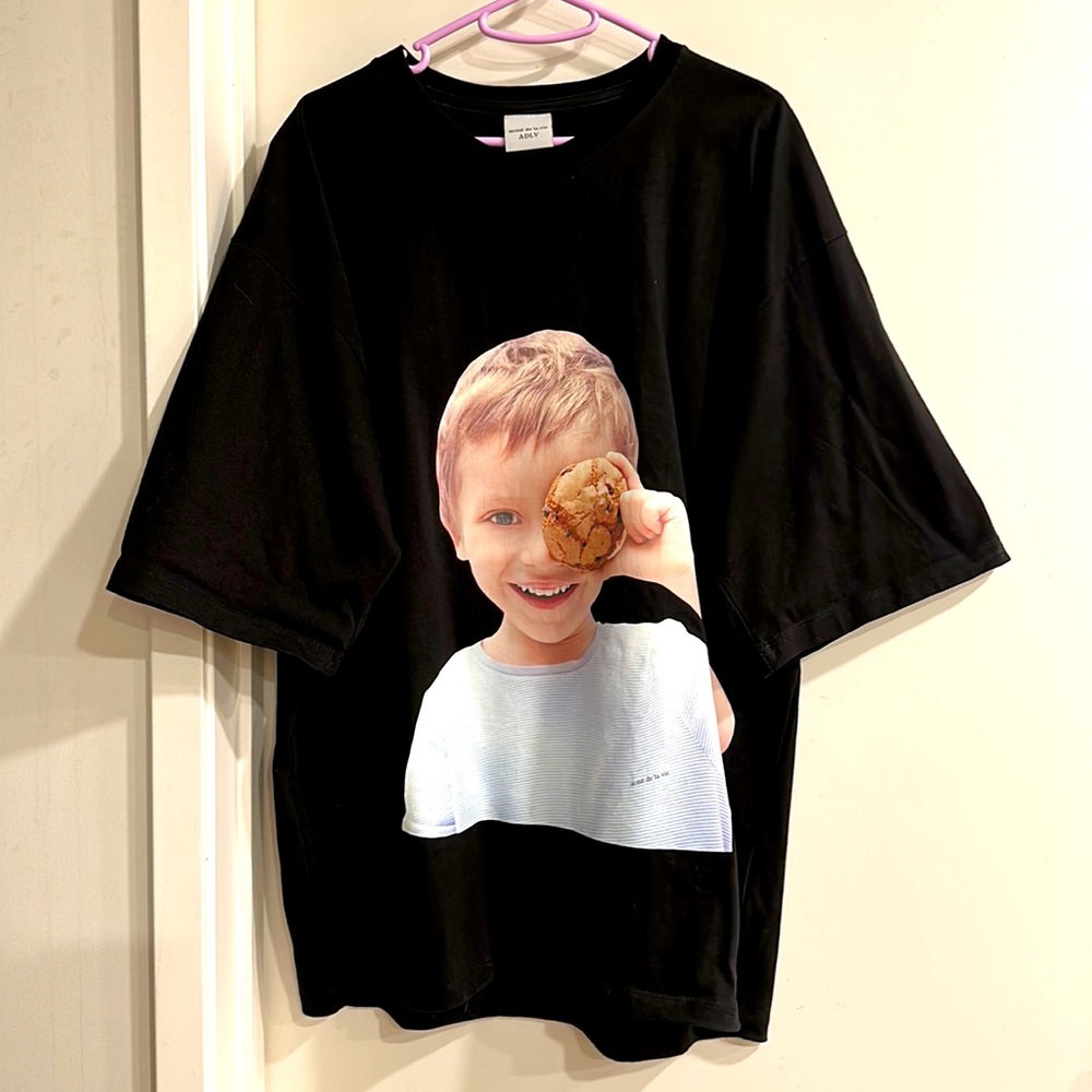 Large Unisex T-shirts - ADLV (Acne de la vie)